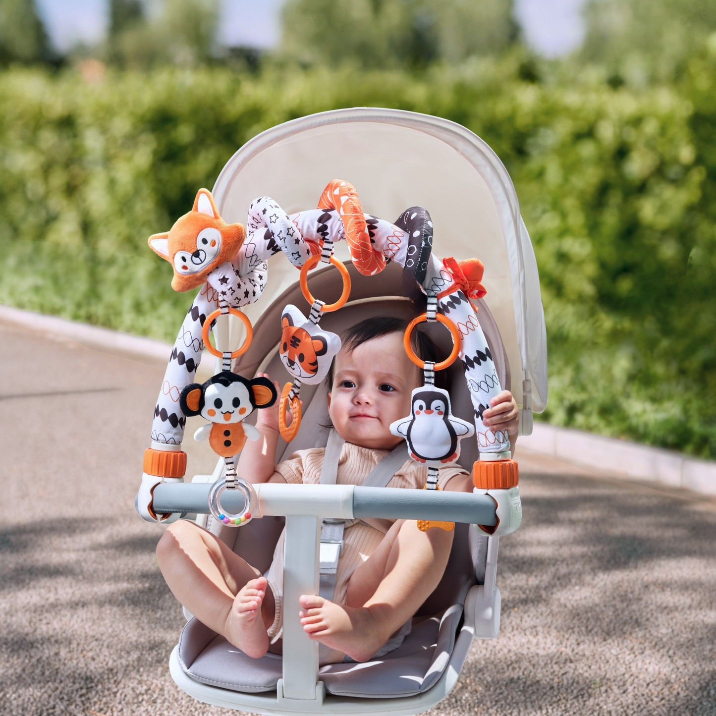 Set 2 in 1 Tumama® – Arcada cu Jucarii pentru Carucior, Patut si Scaun Auto - Model Vulpita