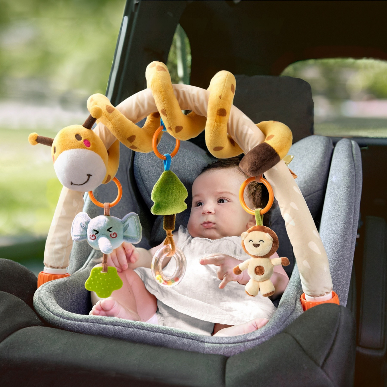 Set 2 in 1 Tumama® – Arcada cu Jucarii pentru Carucior, Patut si Scaun Auto - Model Girafa Zambitoare